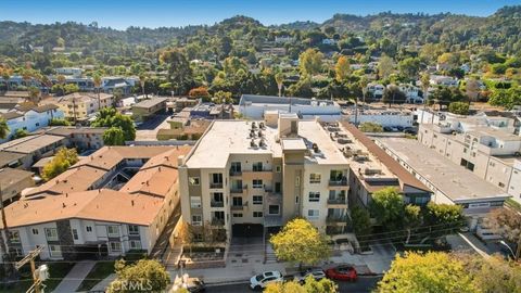 A home in Studio City