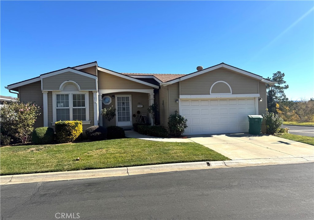 10961 Desert lawn Drive 281