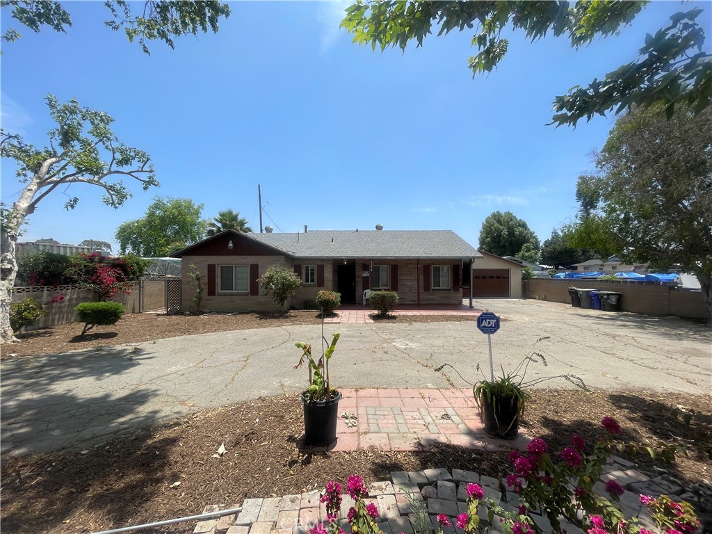 4255 3rd Street