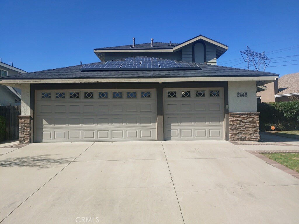Photo 1 of 3 of 2668 Applewood Drive house