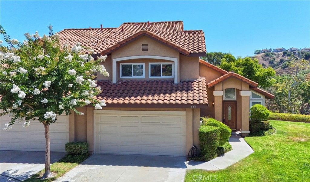 listing image 130725758515746154070