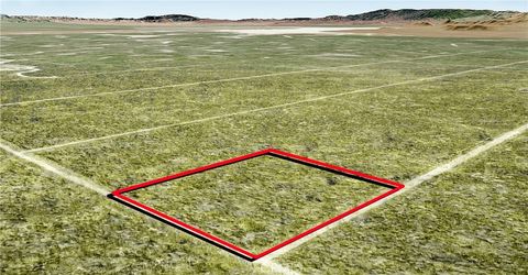 Tiny photo for 12390 Caliente Trail, Santa Margarita, CA 93453 (MLS # PI24228881)