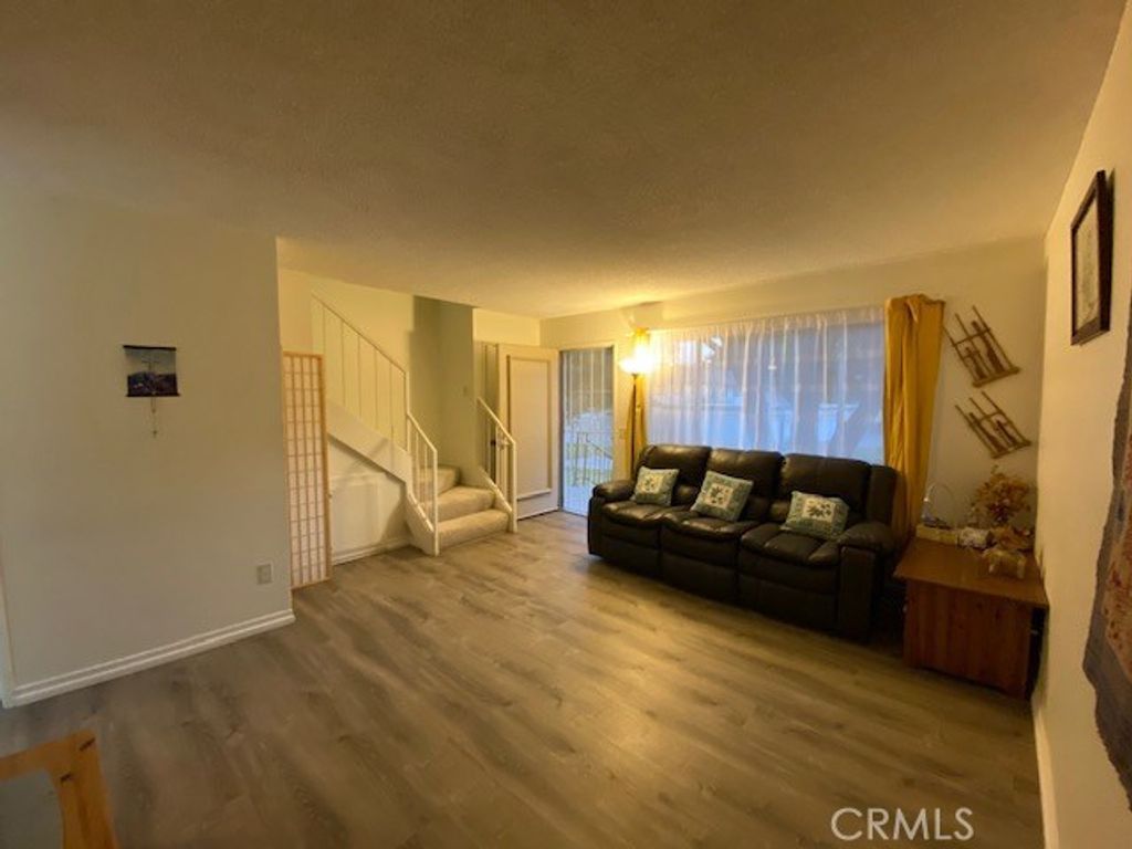 listing image 130726137728266487496