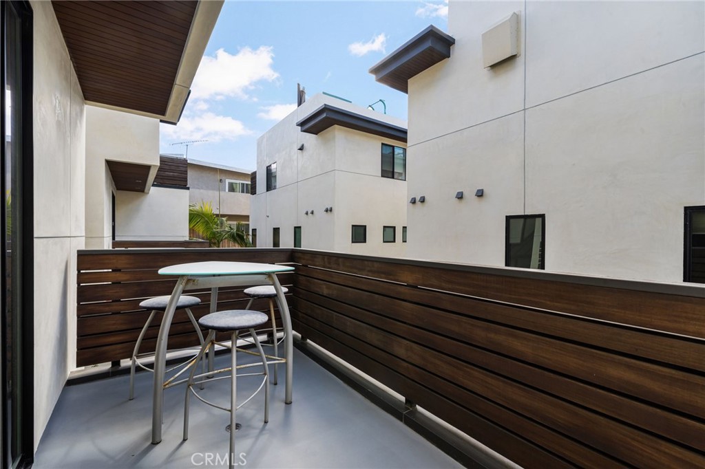 Photo 20 of 51 of 1828 Pacific Coast Highway townhome