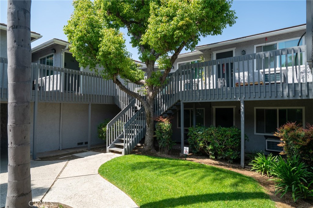 Town Brea Tract - Residential Income