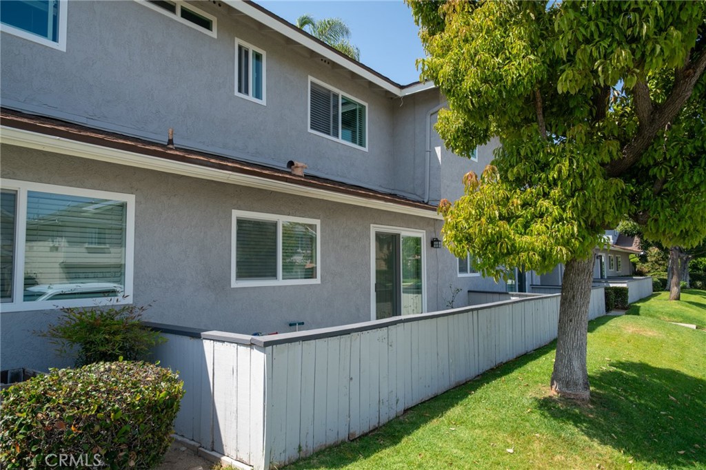 Town Brea Tract - Residential Income