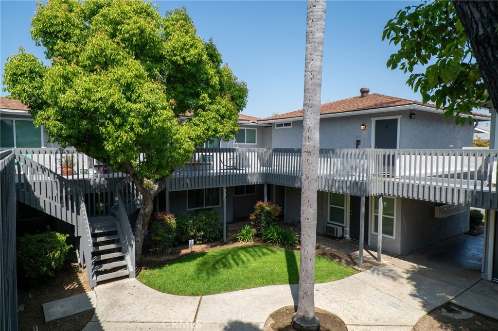 Town Brea Tract - Residential Income