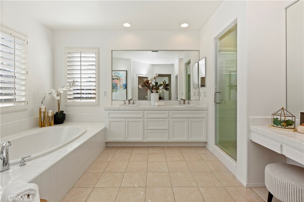 Santa Venetia (SANV) - Residential