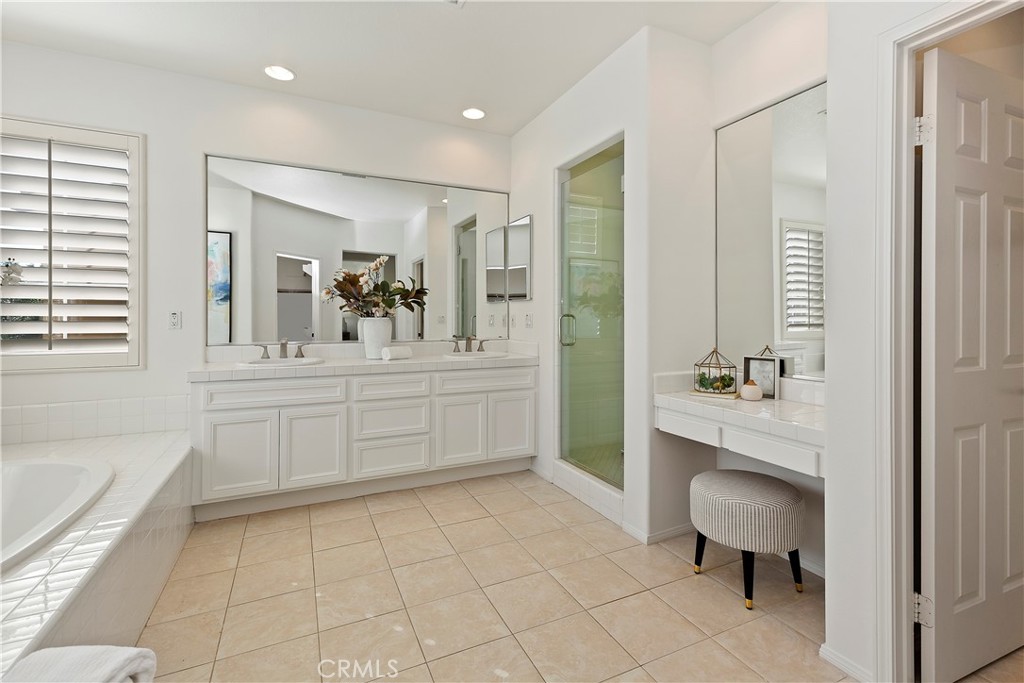 Santa Venetia (SANV) - Residential