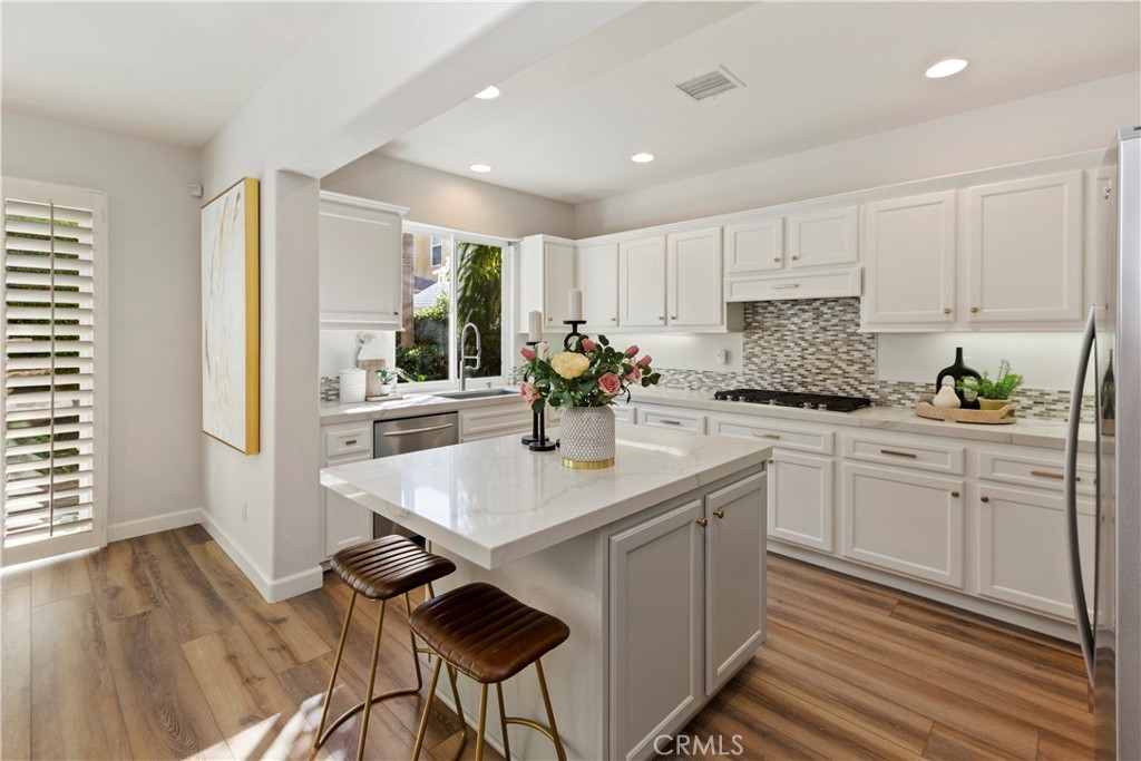 Santa Venetia (SANV) - Residential