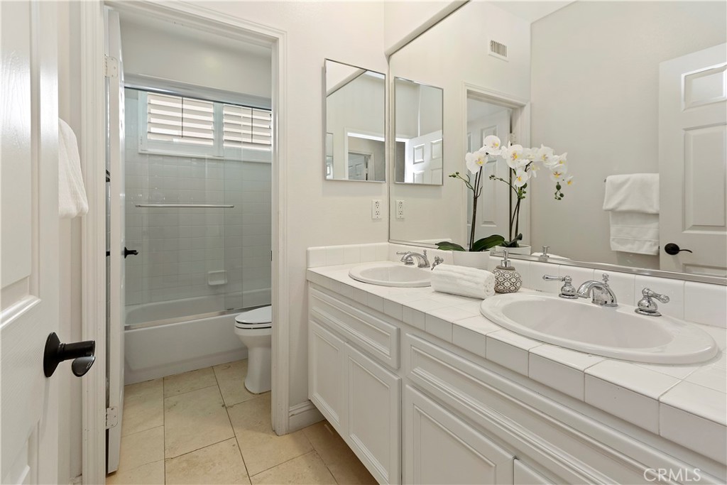 Santa Venetia (SANV) - Residential