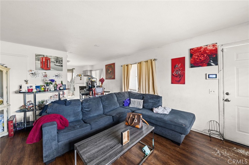 281 N Valley View Drive