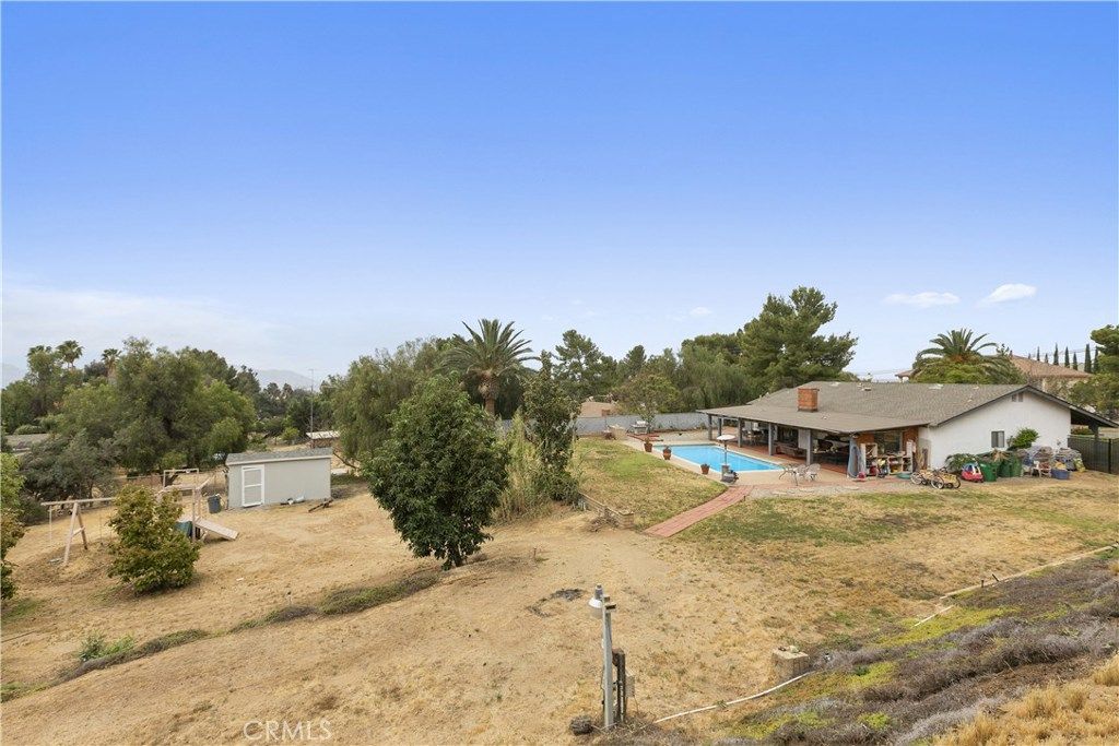 listing image 130720347979042179299