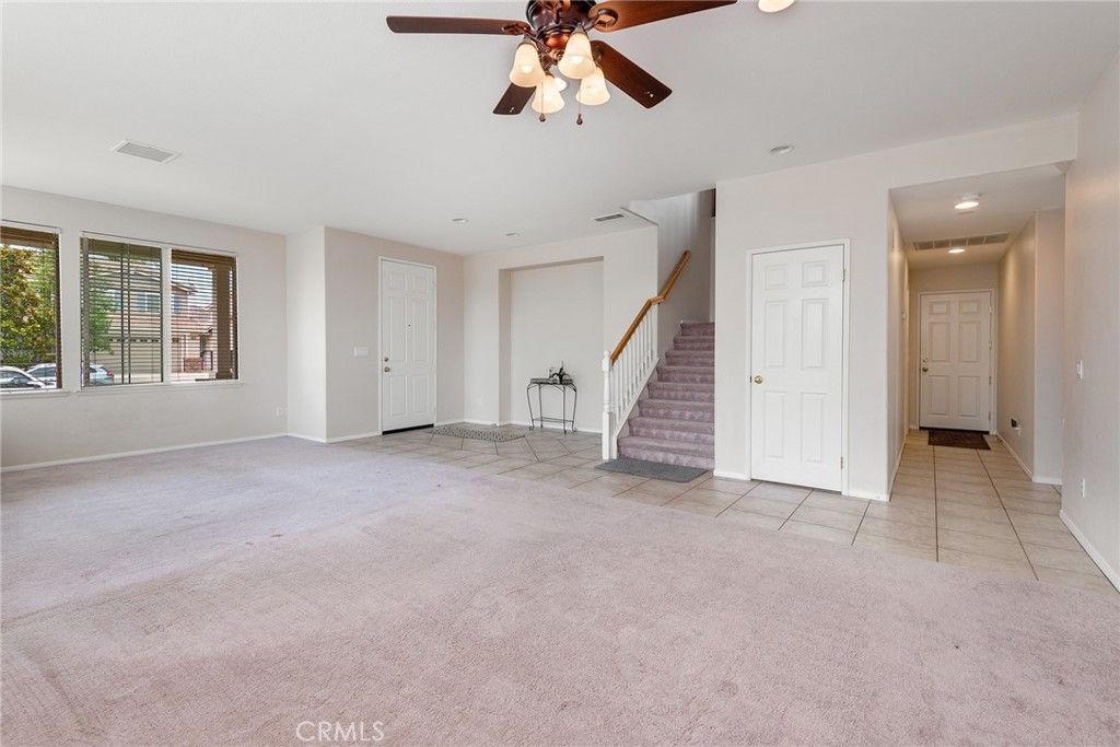 listing image 130729924281417816178