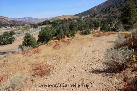 Photo of 0 Iowa Trl, Frazier Park, CA 93225 (MLS # SR25078005)