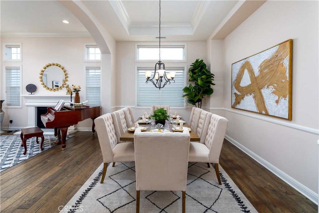 listing image 130723697466999745951
