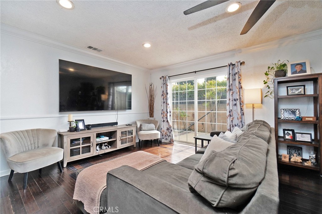 338 S. Cataract Avenue