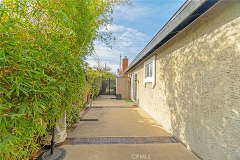 A home in San Dimas