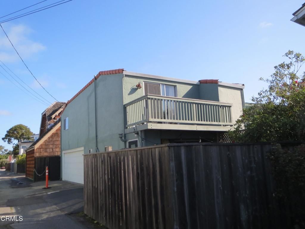 listing image 0