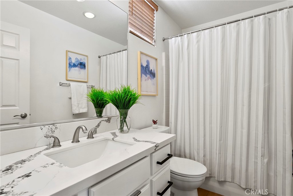 10 Thorp Spring