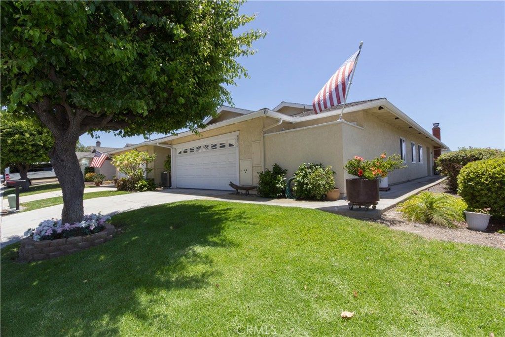 listing image 130720629118887352486