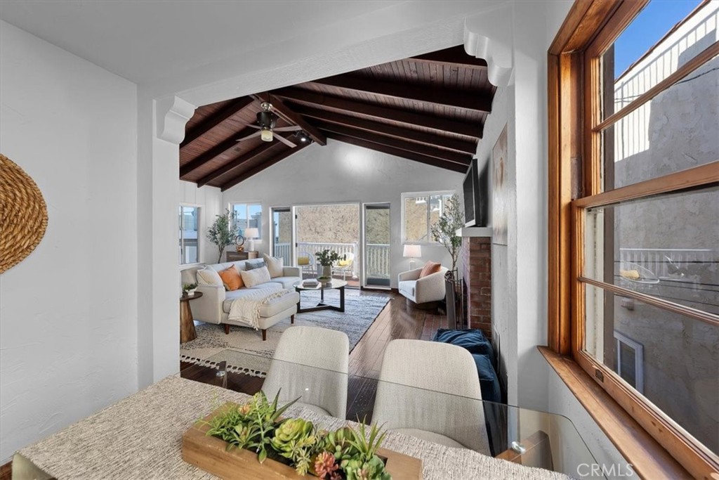 3509 Crest Drive