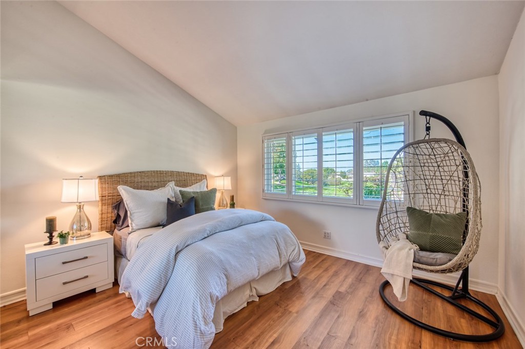 501 Avenida Ladera