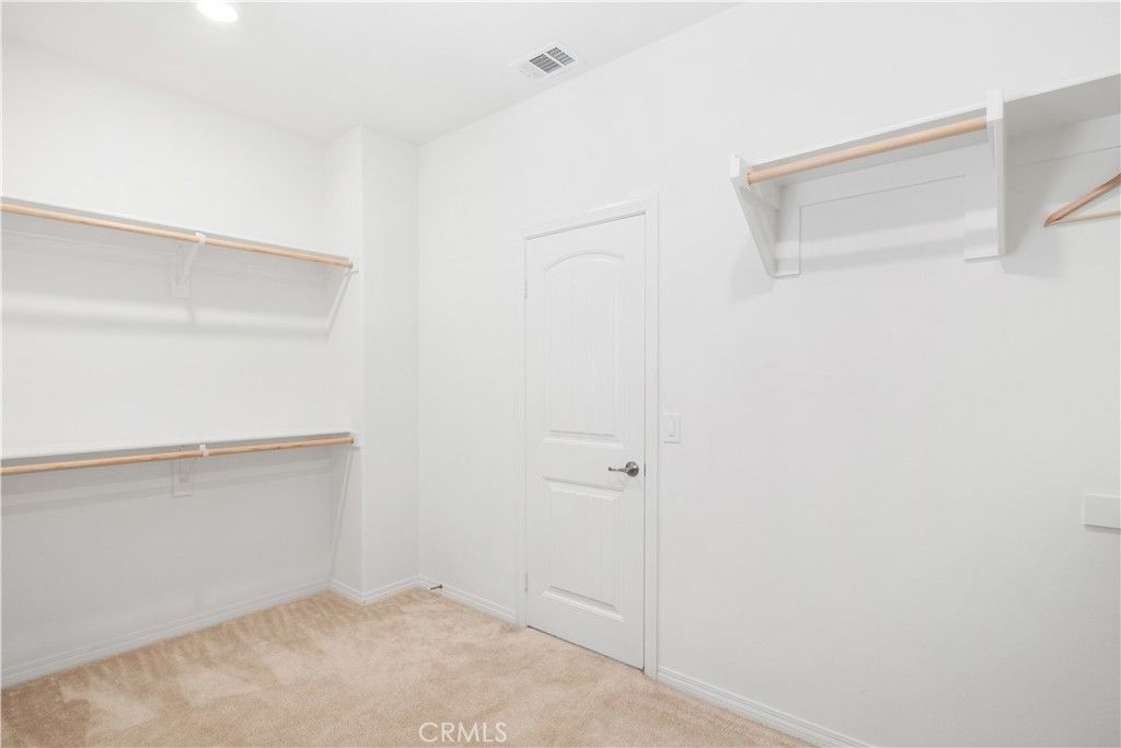 listing image 130729175923113481249