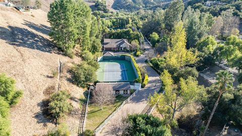 A home in Hidden Hills