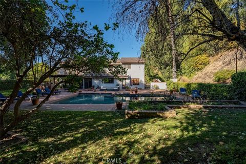 A home in Hidden Hills