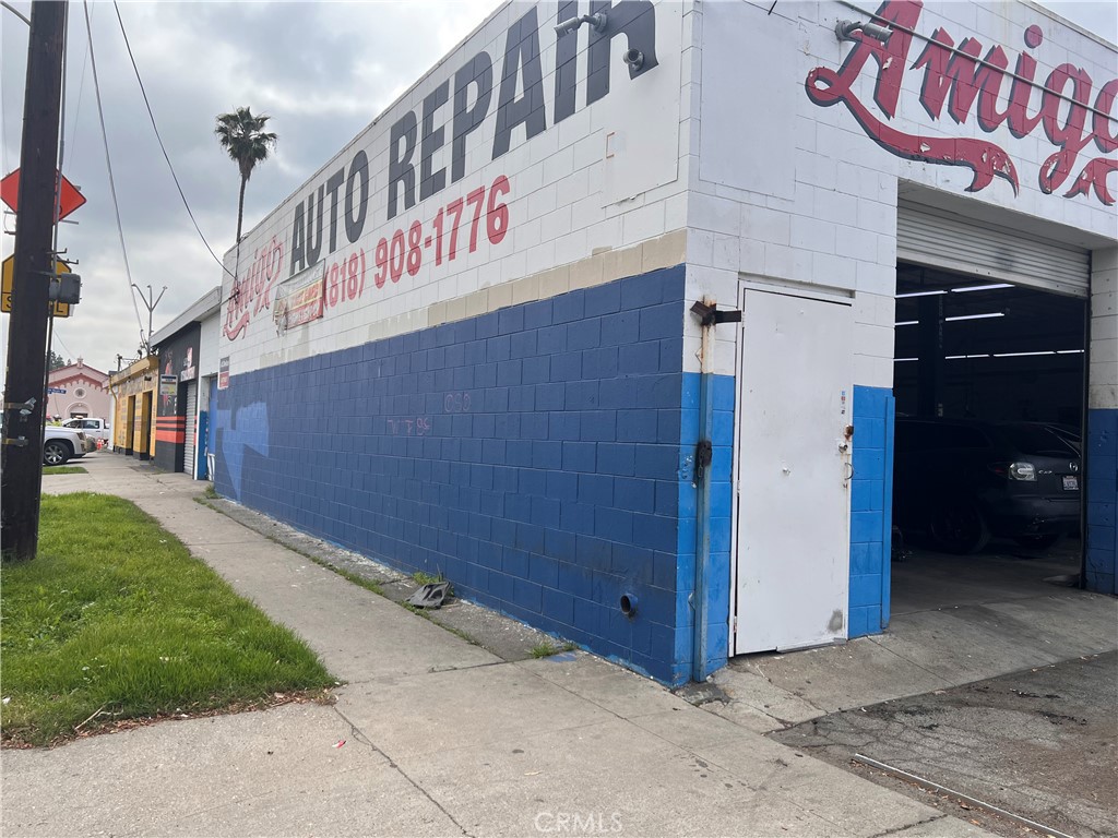 The property is currently home to an auto body shop and a couple of rental units that poses a fantastic development opportunity to build a high-density mixed-use project. Using LA's newly passed Citywide Housing Incentive Program (CHIP) and AB 1287, a developer has the potential to build over 75,000 square feet and over 110 apartments by building a mixed-income project. Additionally, using newly reformed Memo 143 for ADU additions, this unit count would be able to reach over 130 apartments. The newly passed CHIP also has very limited parking requirements, is not subject to hearing or appeals, and is eligible for CEQA streamlining, creating a unique opportunity for a high-density development in a high demand area.
A brief overview is attached showing potential development scenarios. These scenarios utilize CHIP, AB1287 and Please note a developer would have to set aside portions of the project for low-income units.
Buyer's Responsibility for Due Diligence
The Buyer Acknowledges and agrees that the Buyer shall conduct its own independent investigation, due dilligence, and evaluation of the property. The
buyer shall not rely on any assumptions or other information provided.
The report was prepared by a reputable land use consultant, and if you are looking for more information, we can provide you with his contact information to set up a consultation