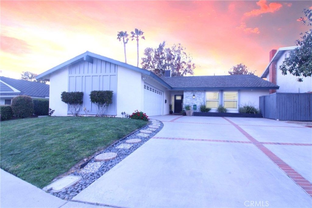 listing image 130722204182580905728