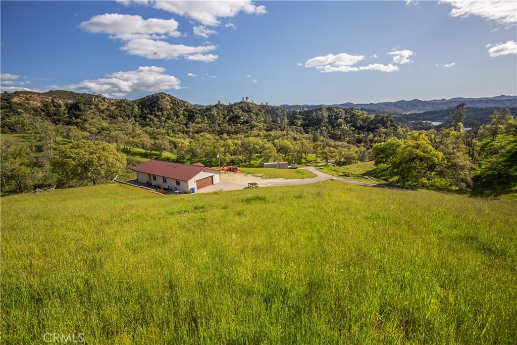 4235 Vista Del Lago