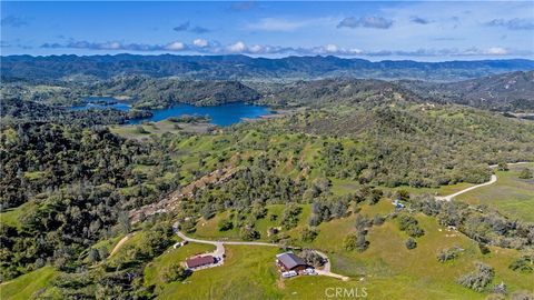4235 Vista Del Lago Santa Margarita CA 93453