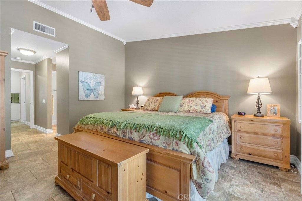 listing image 130729552209074311861