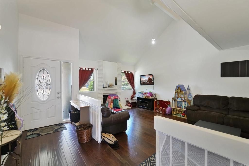 listing image 130727331787284727902