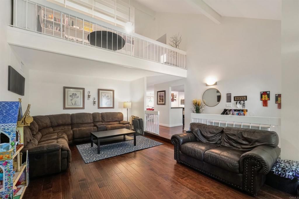 listing image 130725404386069339451