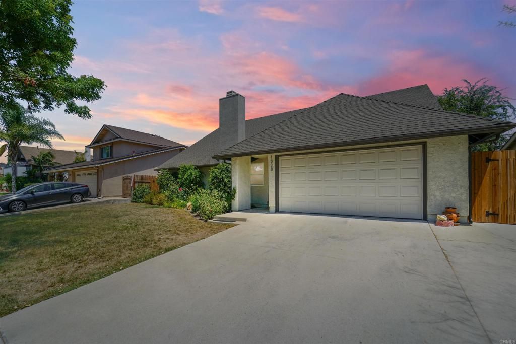 listing image 130725791241983827858
