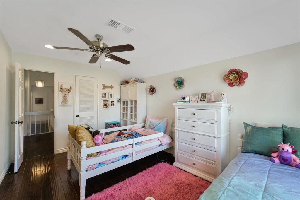 listing image 130723854424410980779