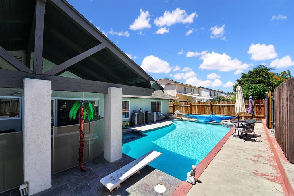 listing image 130724207470530600045