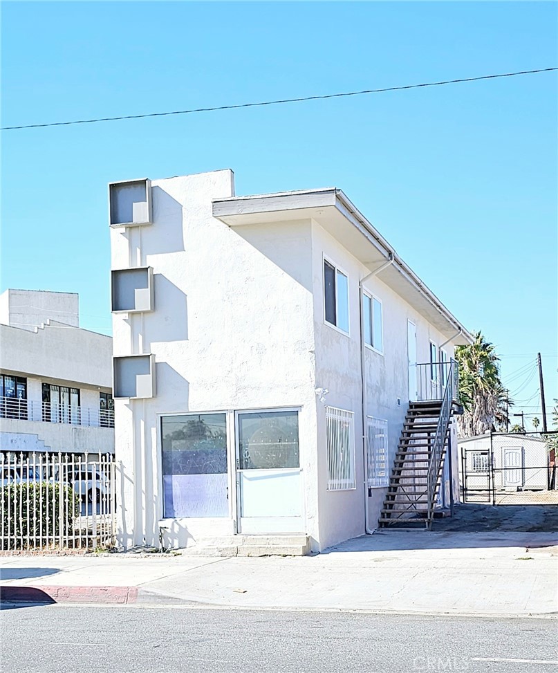 Nice commercial independent building located in a busy street of Gardena, great exposure for your business! It has two units upstairs with kitchenette and two units downstairs, total of four identical units with own separate entrance and own bathrooms, remodelled and ready to use. Why rent if you could own? Use one office unit to run your business and rent out the other units and get the rental income or or rent all units. Great affordable rental investments, hard to find! Convenient location, close to transportation, shopping centers, supermarket, Starbucks, restaurants, etc....Good size and deep lot size with own parking spaces and own storage.