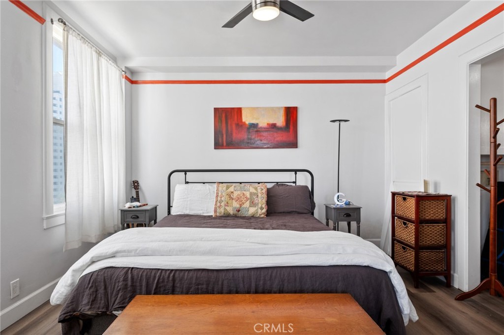 455 E Ocean Boulevard 911
