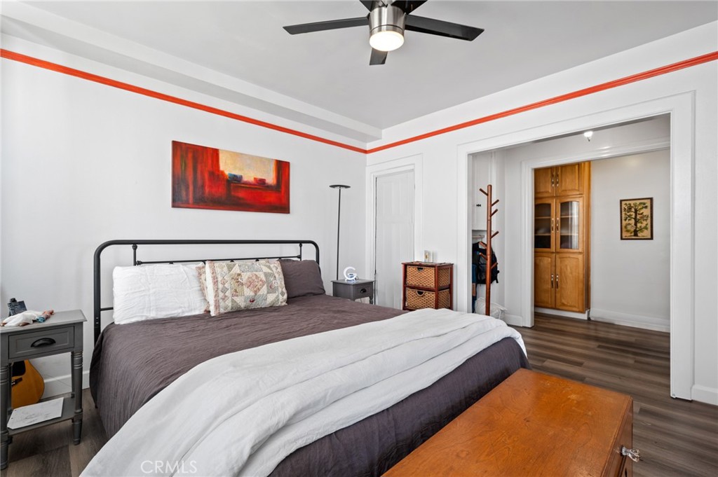 455 E Ocean Boulevard 911