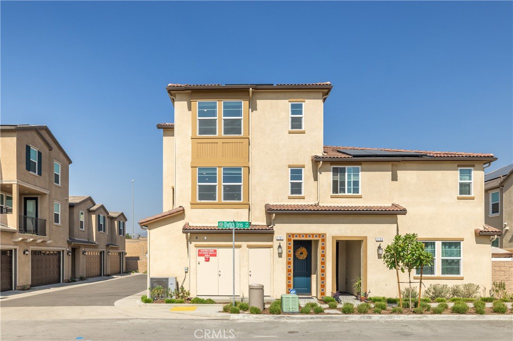 Photo 1 of 40 of 1751 Apricot Tree Place townhome