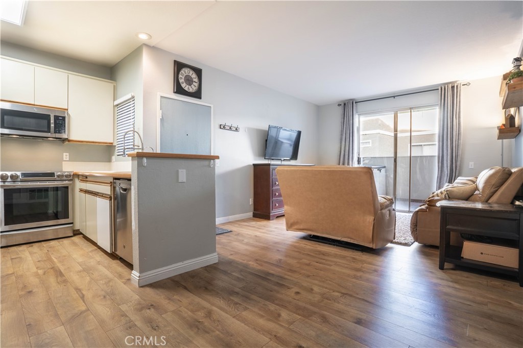 New Horizons (NHOR) - Residential