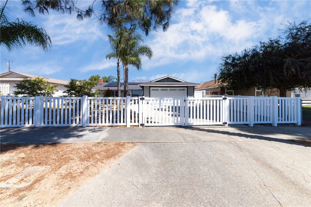 View Ontario, CA 91764 house