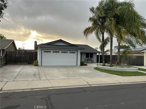 889 Magrath Ave, Manteca, CA 95337 - MLS#: DW25071643