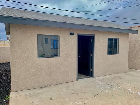 A home in Inglewood