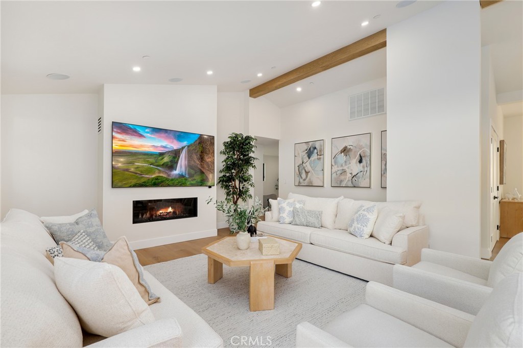 Eastbluff - Lusk (EBLK) - Residential