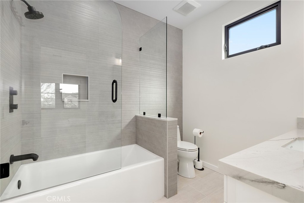 Eastbluff - Lusk (EBLK) - Residential